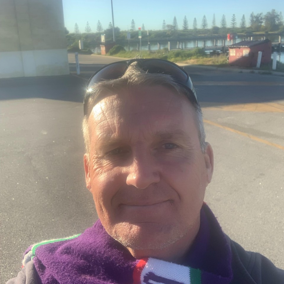 Selfie of Ross Munns, the school bus driver involved in a car accident with Virginia Giuffre.