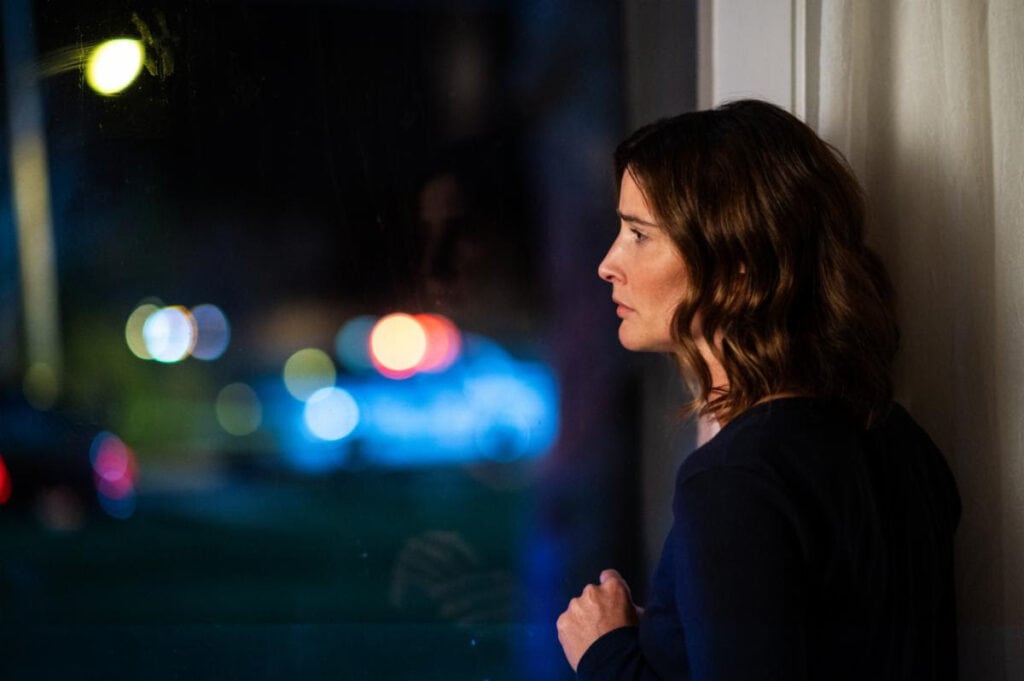 Sharp Corner, Cobie Smulders