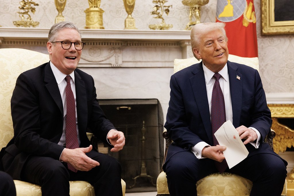 Keir Starmer with Donald Trump in the Oval Office.