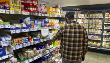 Poor getting poorer in Germany, report shows