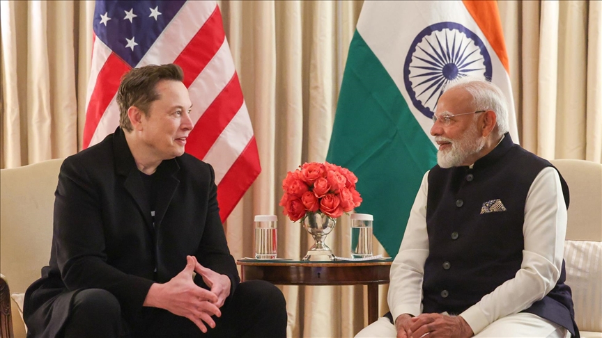 Modi speaks to Musk as India seeks Starlink internet