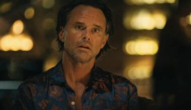 The internet is gaga over Walton Goggins. Here's why
