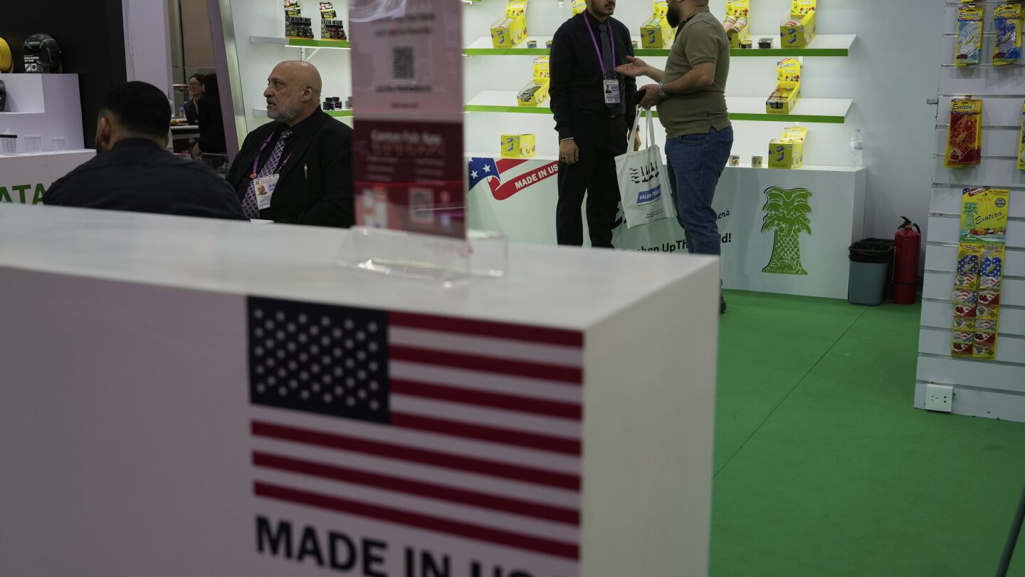 China says it's not in talks with US over Trump tariffs