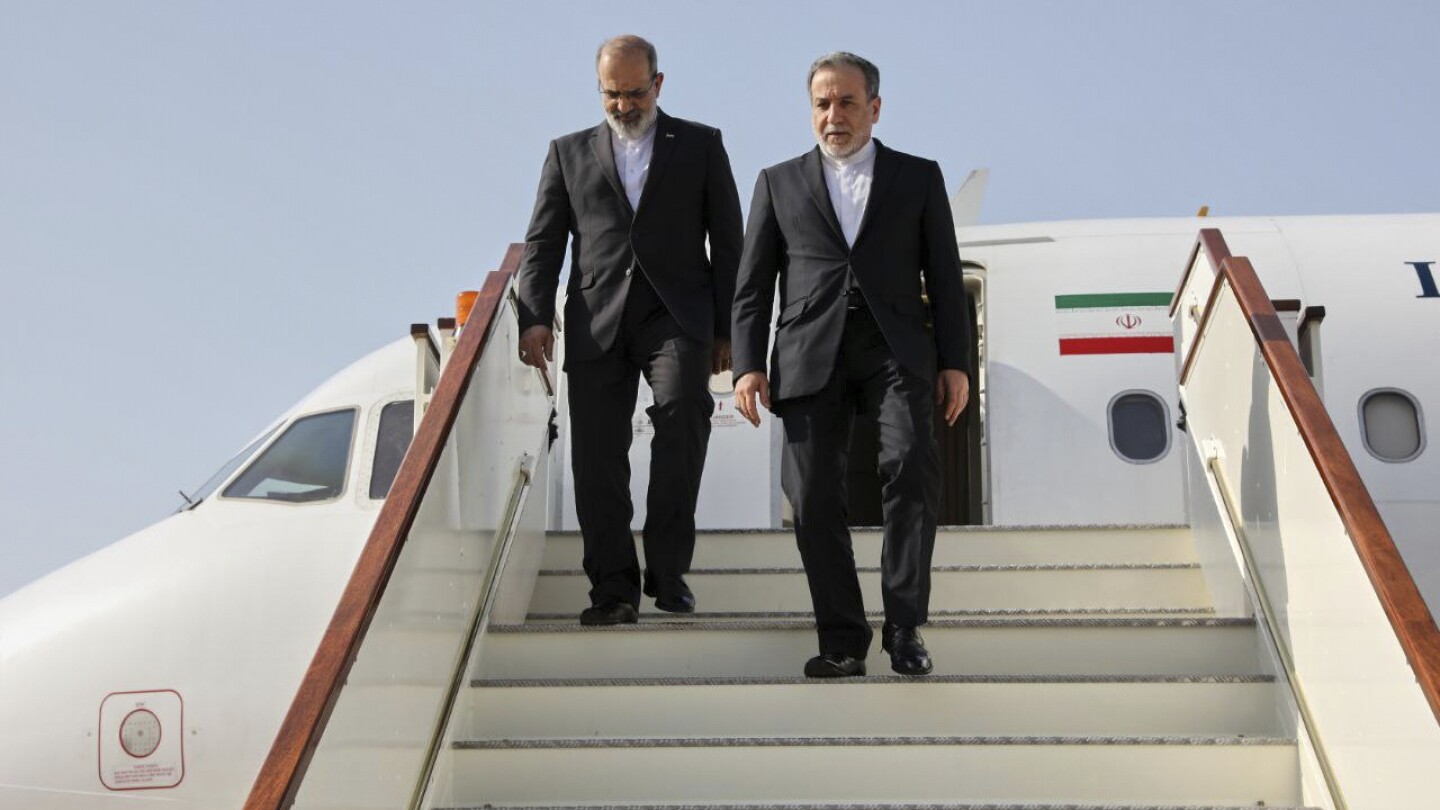 Iran-US nuclear talks return to secluded Oman