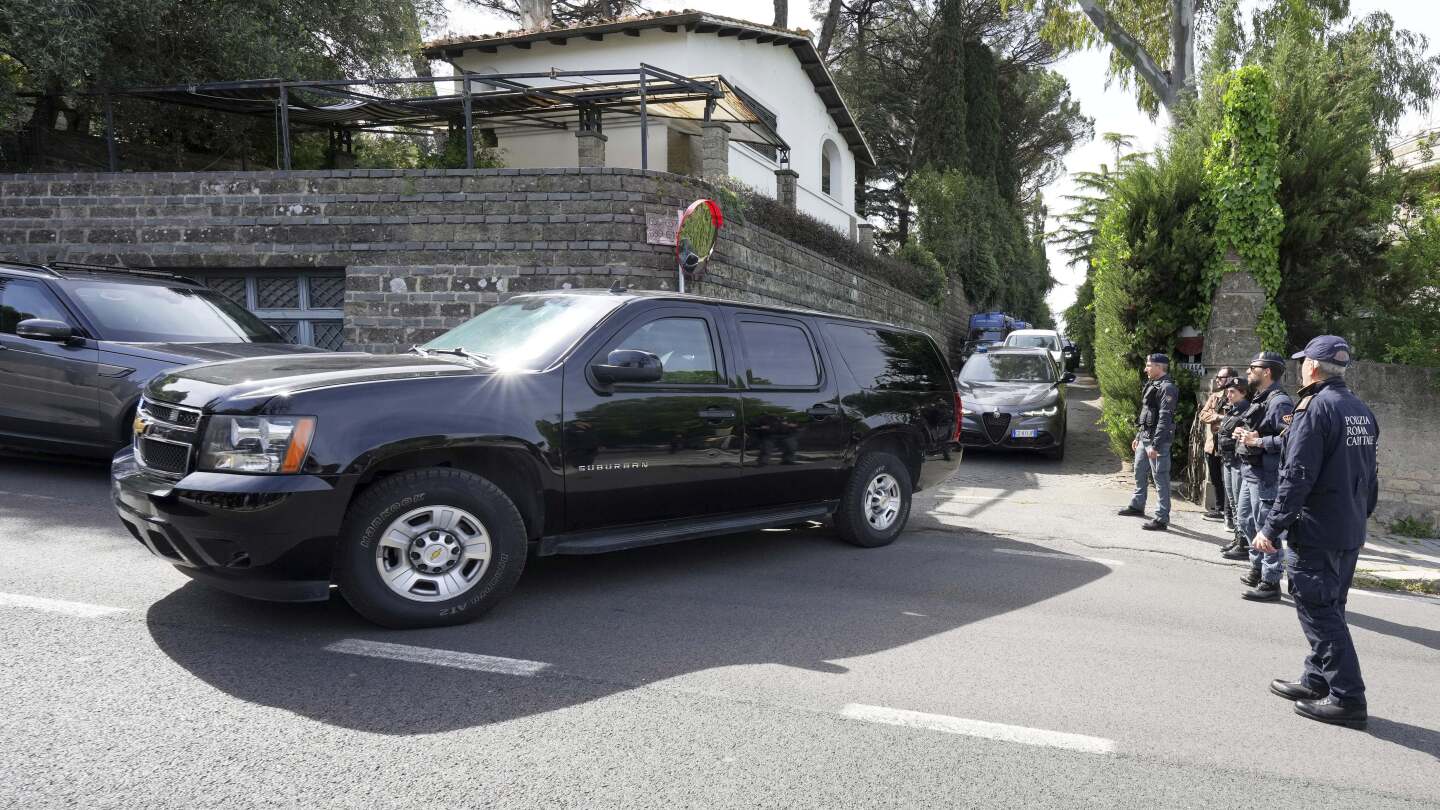 Iran, US begin second round of nuclear talks