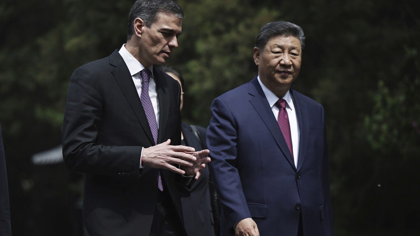 China's Xi tells Spanish PM that partnership needed, no mention of talks with US