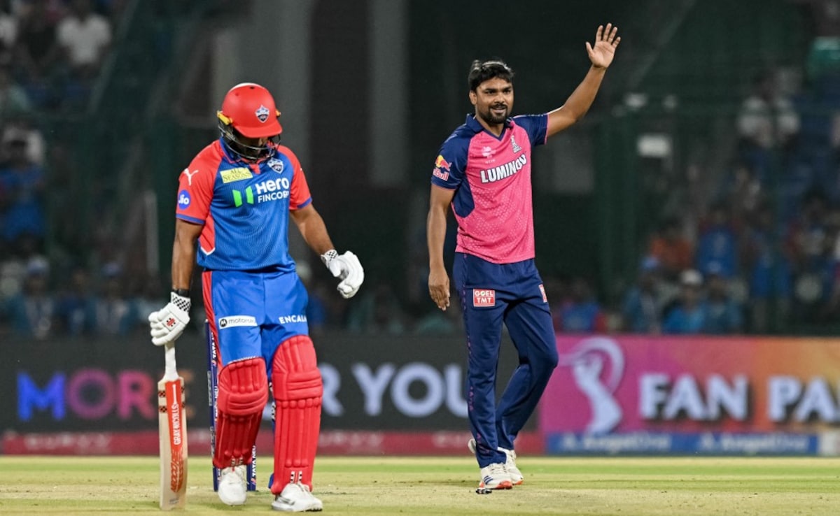 Karun Nair Fumes In Dressing Room After Three-Ball Duck Against Rajasthan Royals - Reaction Is Viral