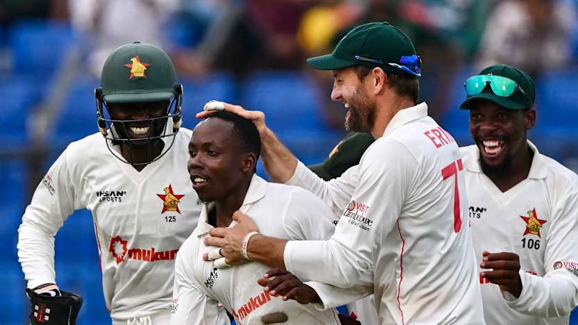 star-sports-on-dark-background