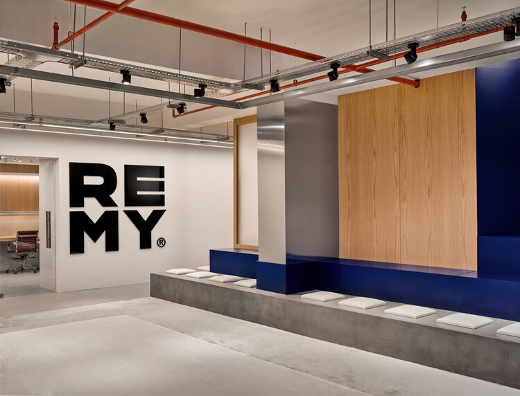 Remy Global Office Interior  / KAT73 - Image 1 of 29