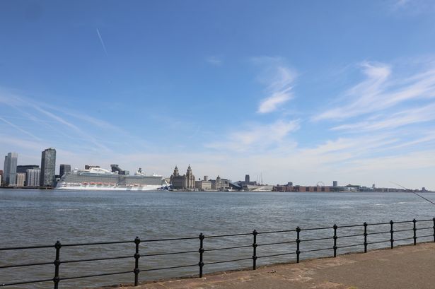 The new attraction would be visible to tourists coming into Liverpool on cruise ships