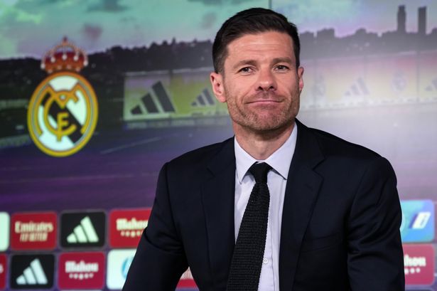 Xabi Alonso in a press conference