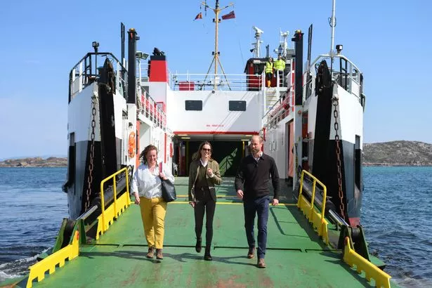 William and Kate take the ferry from Mull to Iona 