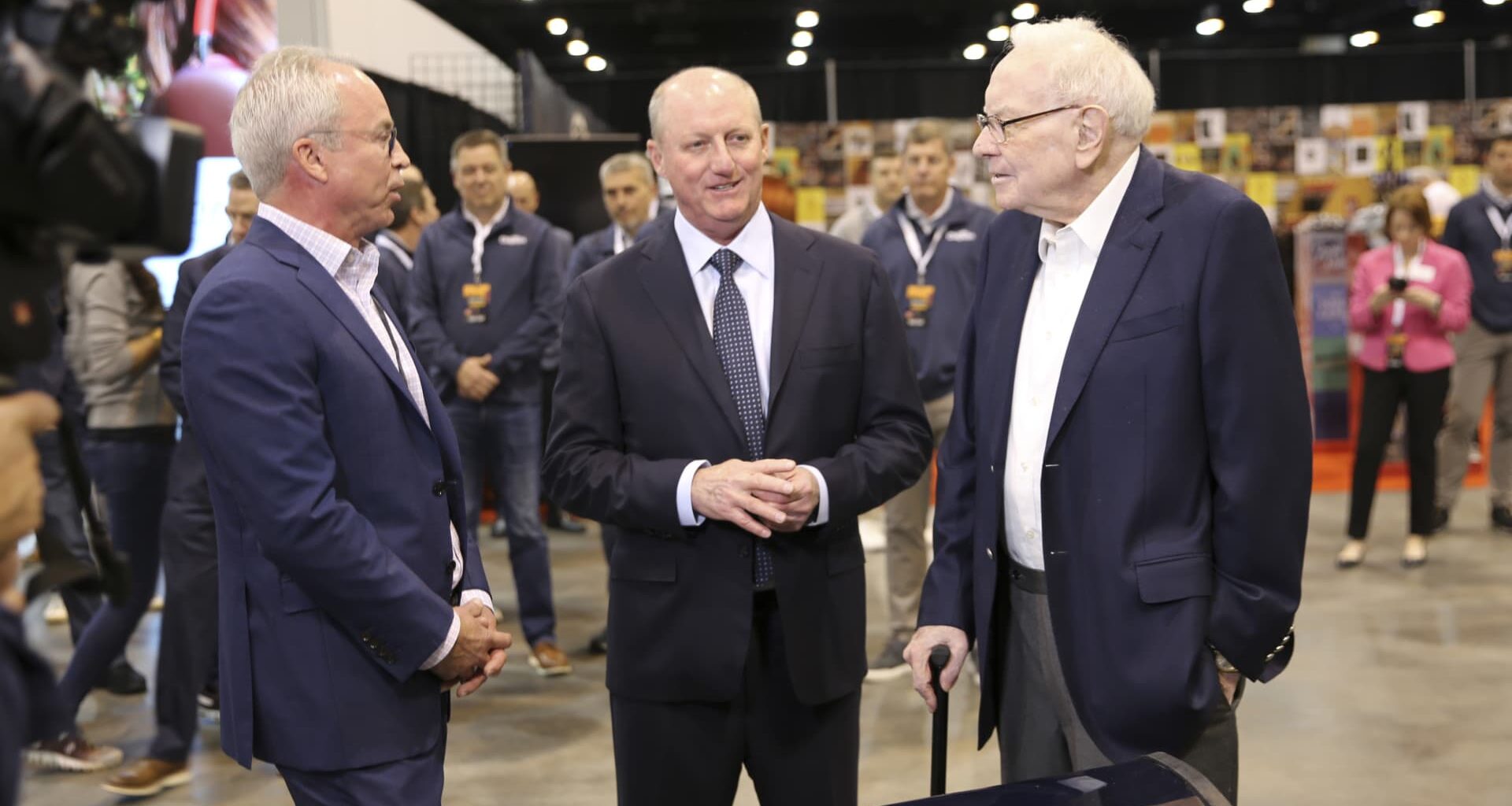 Warren Buffett at the Berkshire Hathaway annual meeting 2025: Live updates