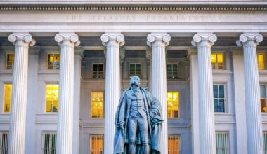 Downgrade of U.S.' credit rating raises challenge