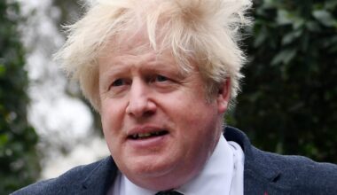 We didn’t have the balls to fully back Ukraine under Joe Biden, says Boris Johnson – POLITICO