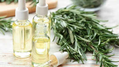 Rosemary water for hair: 5 tips to use it for best results