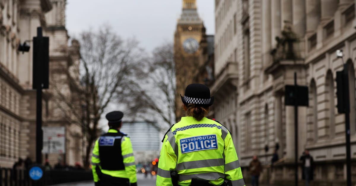 UK police arrest 8 in terror probes – POLITICO