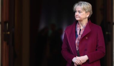 The anti-Farage? Yvette Cooper vs Reform UK – POLITICO