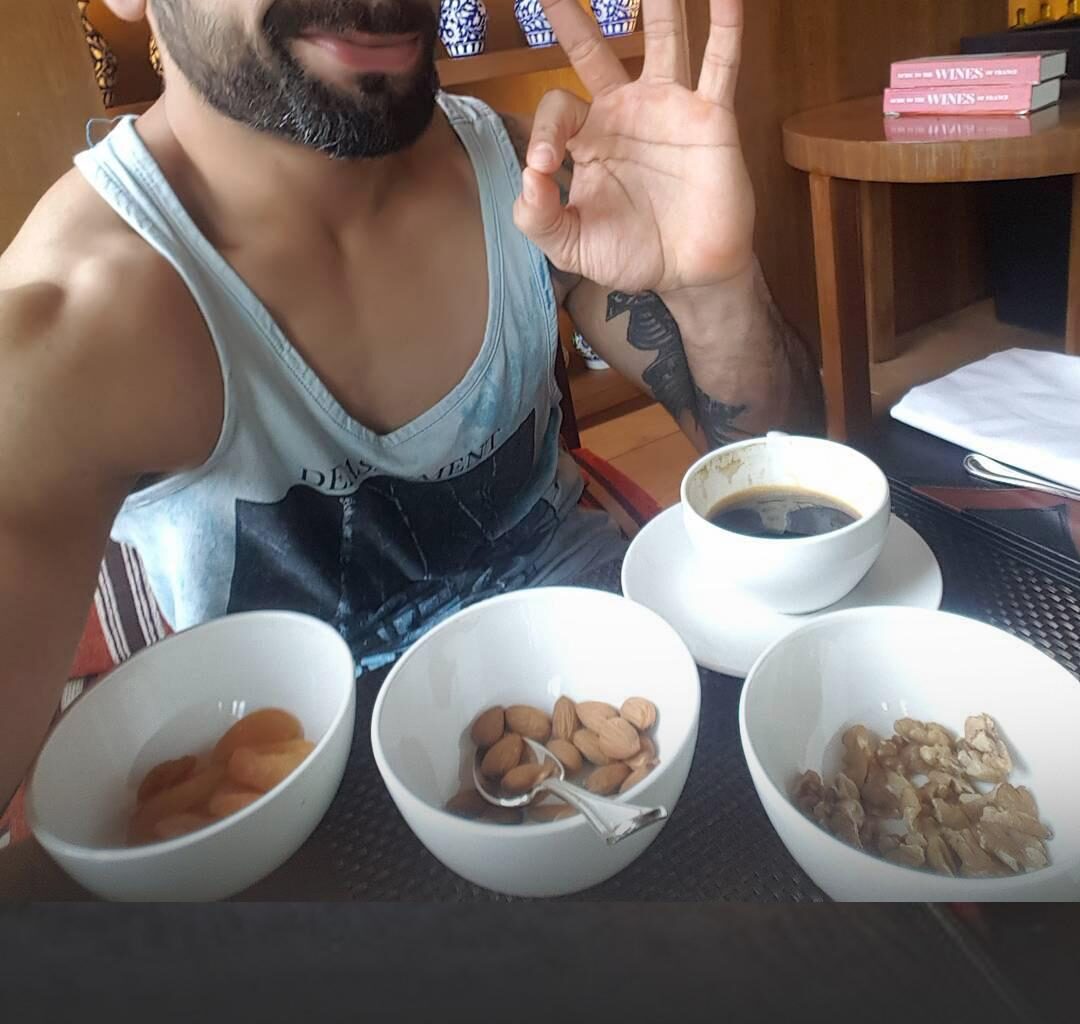 Kohli's No Butter Chicken Diet Explained - Rediff