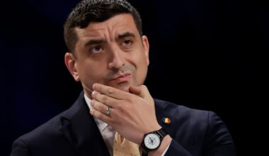 Romanian presidential front-runner accuses Macron of ‘dictatorial tendencies’ – POLITICO