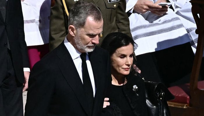 Royal family cancels key event after tragic death of close member