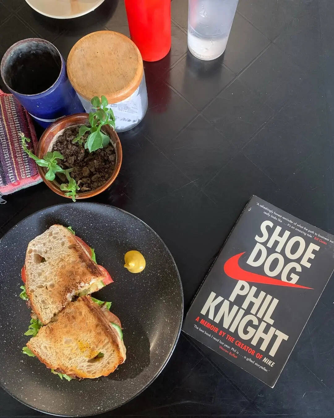 Shoe Dog by Phil Knight