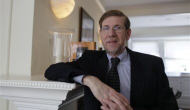 Former FDA Chief Praises 'Revolutionary' GLP-1s