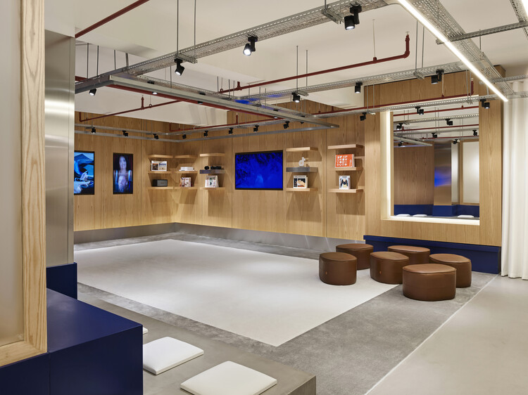 Remy Global Office Interior  / KAT73 - Image 5 of 29