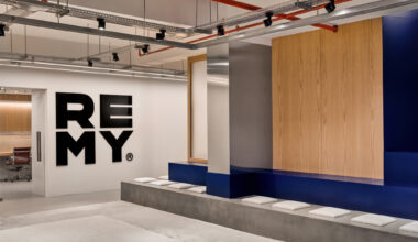 Remy Global Office Interior / KAT73