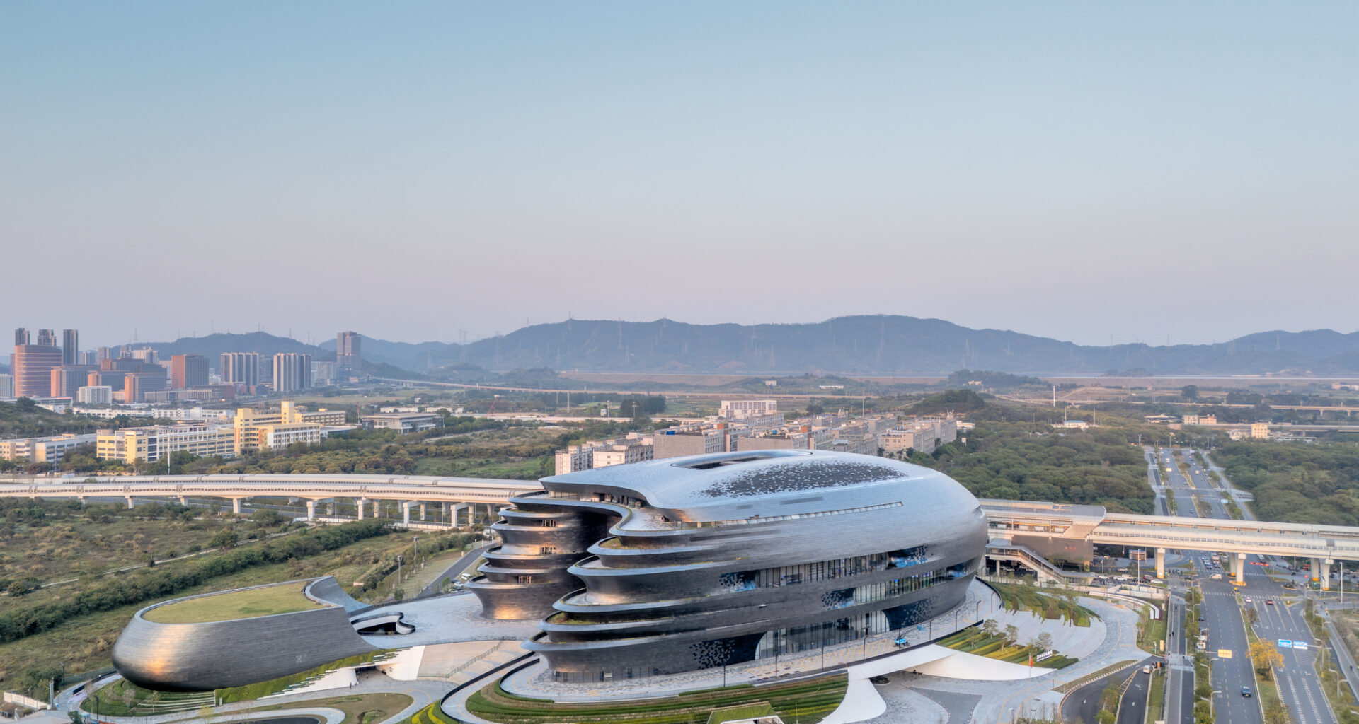 Zaha Hadid Architects Completes the Shenzhen Science & Technology Museum