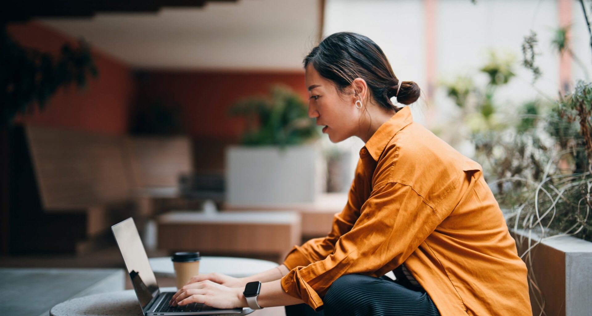 Why Solopreneurs Should Think Like Startup Founders