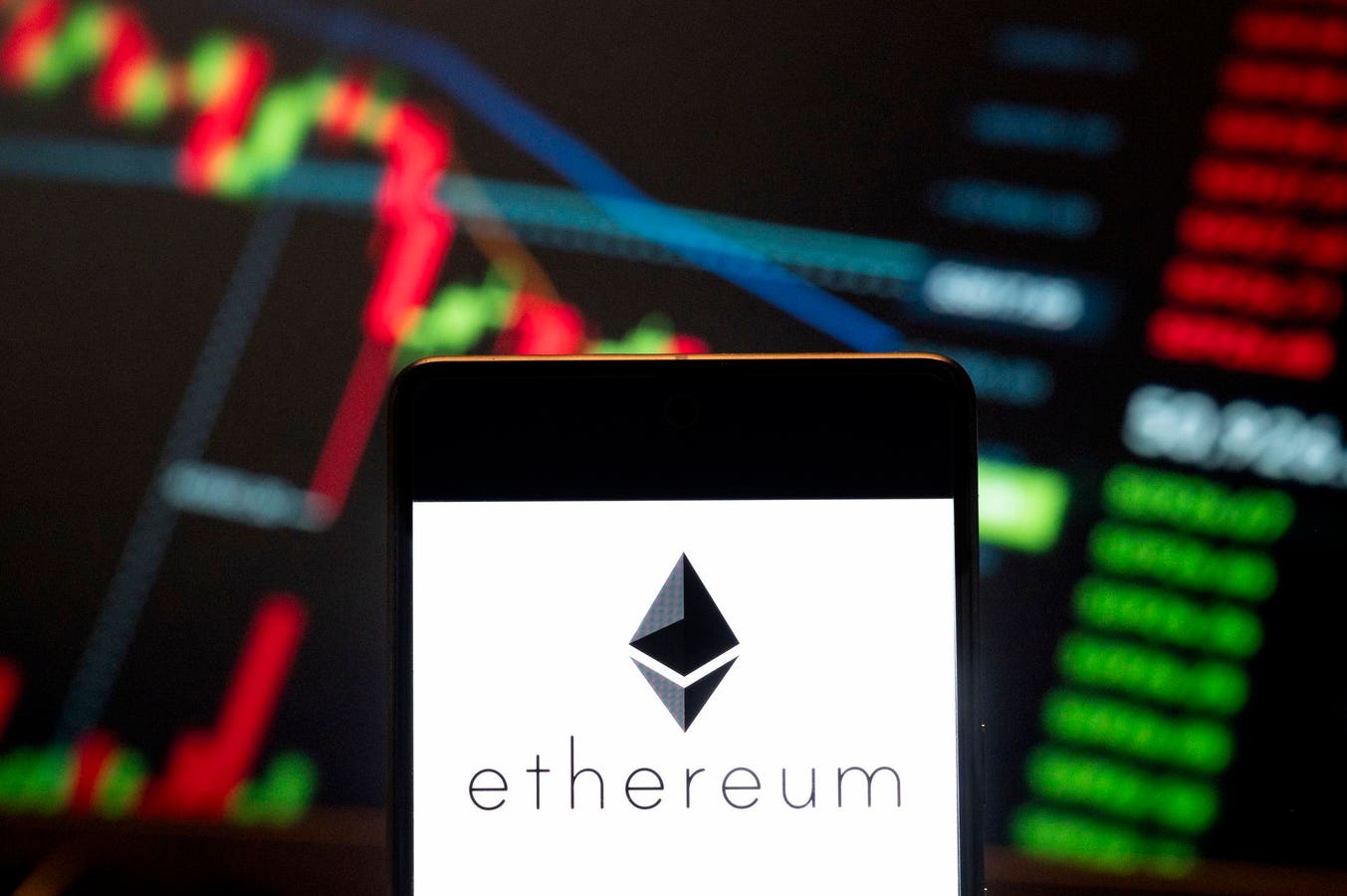 Once A Leader, Now A Liability? Ethereum Declines In A Changing Market