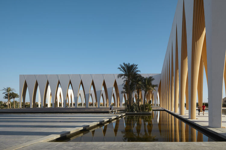Festival Plaza El Gouna / Studio Seilern Architects - Image 3 of 29