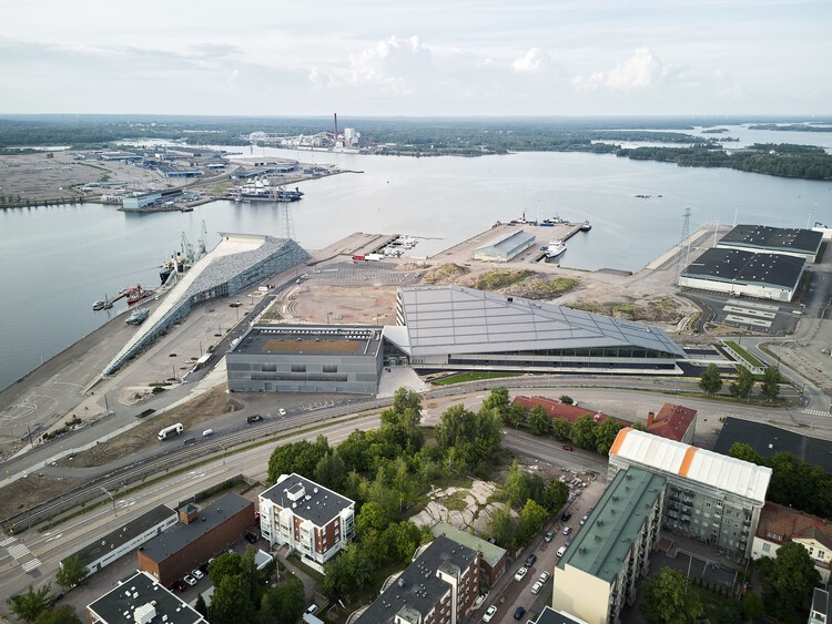 XAMK Kymenlaakso University of Applied Sciences / Architects NRT + AOR Architects - Image 2 of 38