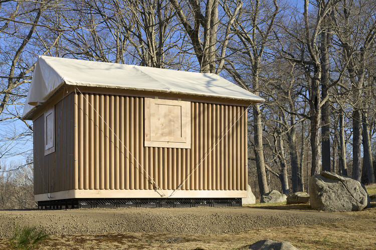 From Prototype to Progress: How Small-Scale Sustainable Housing Models Are Shaping Our Future - Image 4 of 8