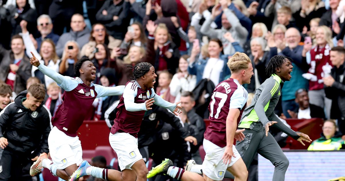 Aston Villa: 150 Years - Squads and Souvenirs