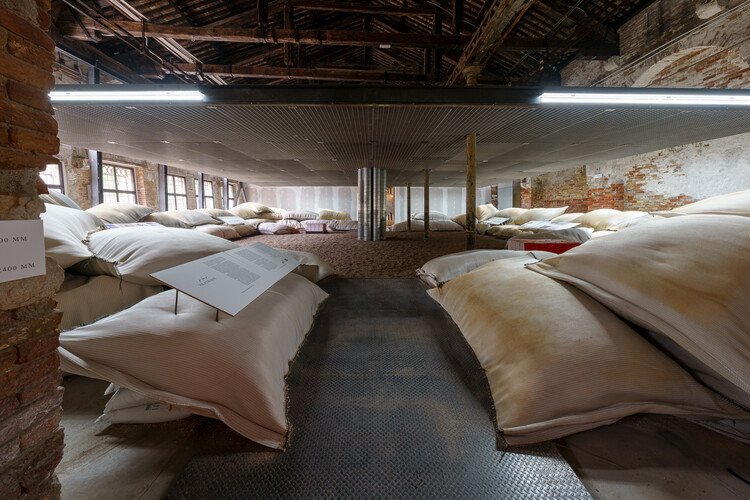 Bahrain Wins the Golden Lion for Best National Participation at the 2025 Venice Architecture Biennale - Image 2 of 12