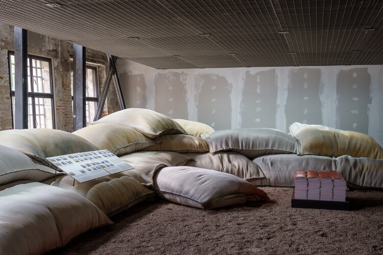 Bahrain Wins the Golden Lion for Best National Participation at the 2025 Venice Architecture Biennale - Image 4 of 12