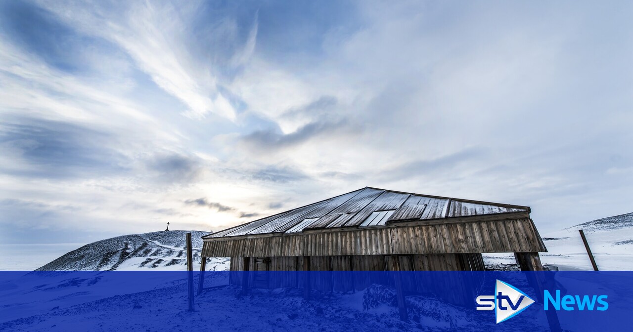 Virtual reality experiences at Dundee's Discovery Point offer a deep-dive into the frozen Antarctica