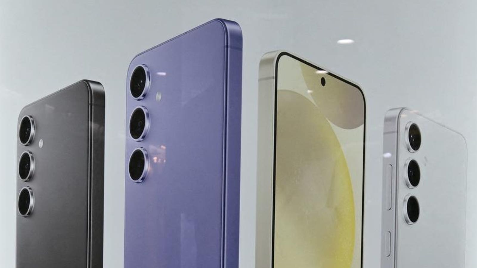 Google’s Android Nightmare—Samsung Must Now Decide