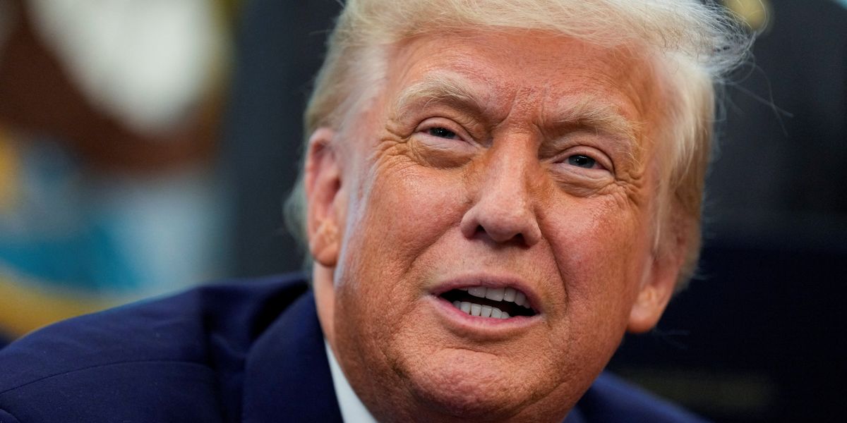 United States 'signs accord with Beijing' after Donald Trump declares 'national emergency'