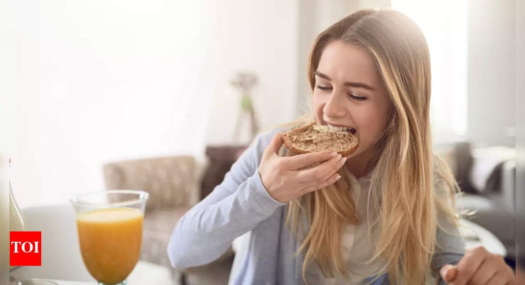 Harvard-trained nutritionist shares a simple trick to cut the glycemic index of carbs by 50 percent |