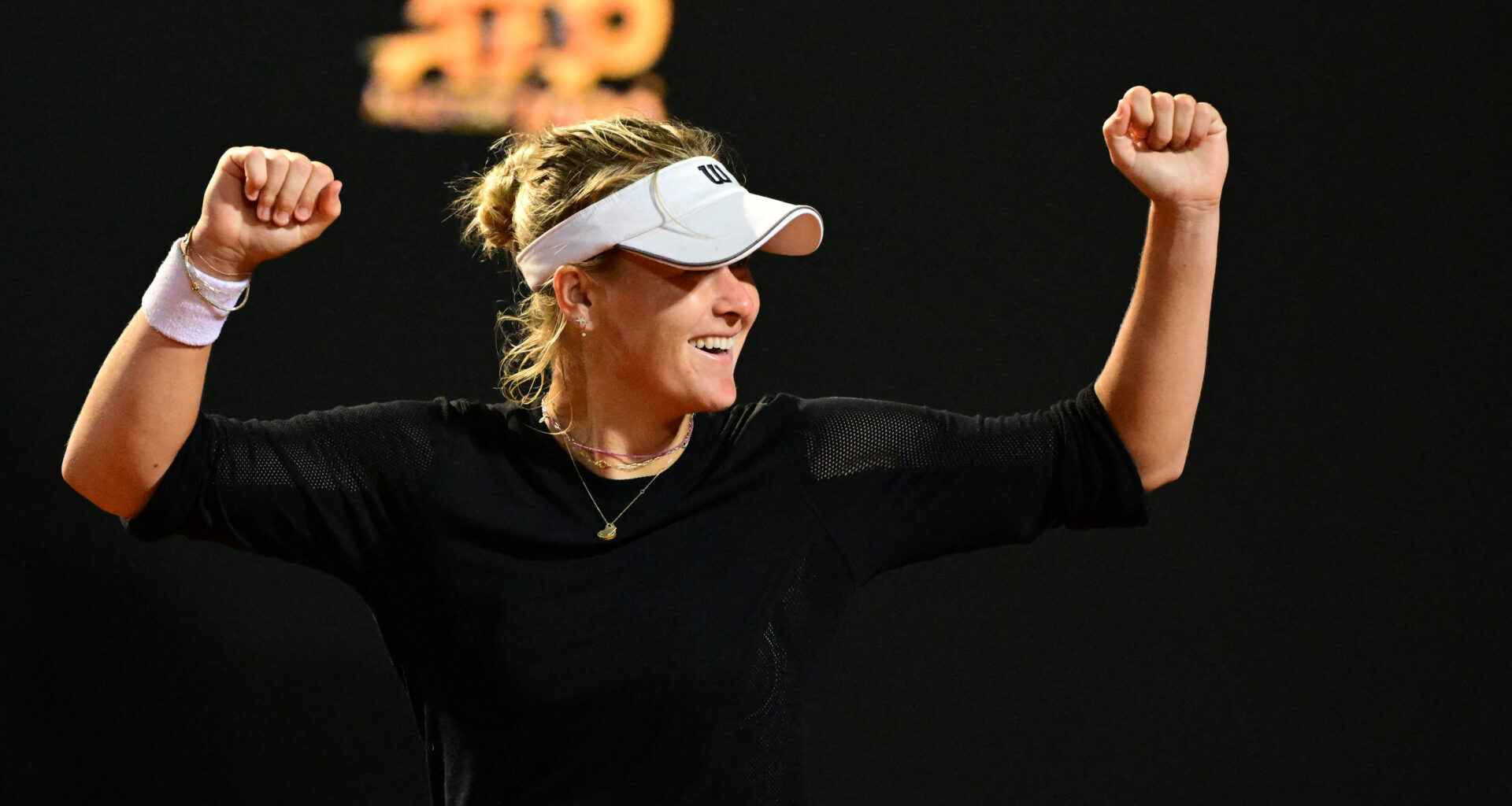 Peyton Stearns does something no other American player has done in 45 years as she reaches Italian Open semi-final