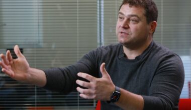 'Game changer' Kazakhstan billionaire bought EFL club and challenged Wrexham and Birmingham