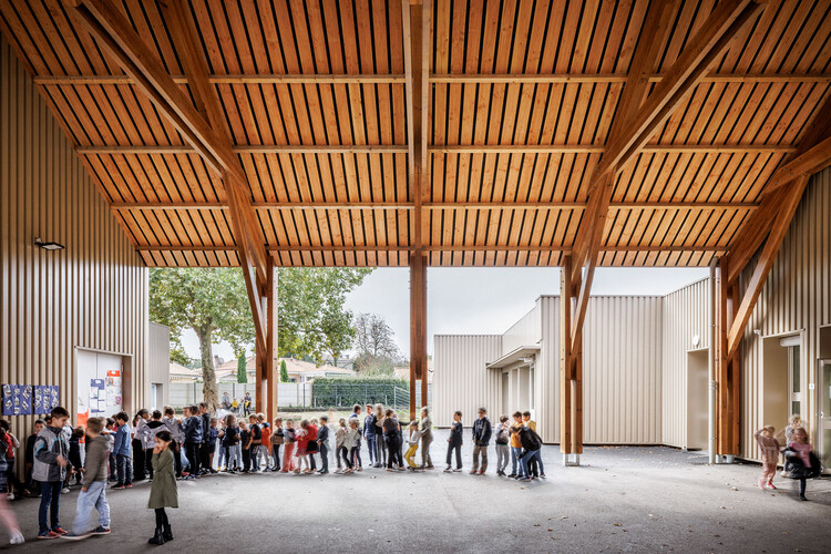 School Group Cap de Bos / BPM Architectes - Interior Photography