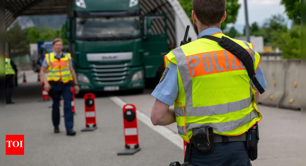 Germany cracks down on immigration at border