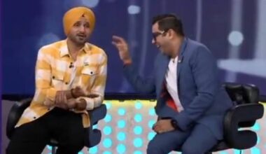 Harbhajan accused of 'paid fans' dig at Kohli, leaves internet fuming; Aakash Chopra says 'Itna sach nehi bolna tha'