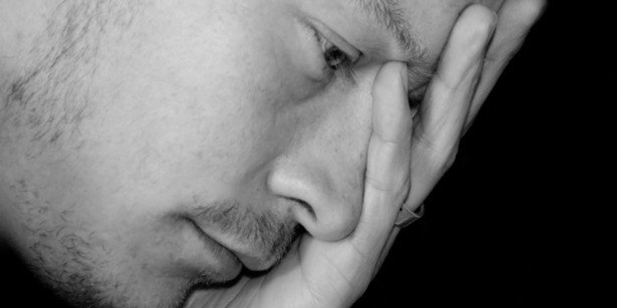 Therapists reveal the five things you should never say to someone with anxiety - and what to say instead