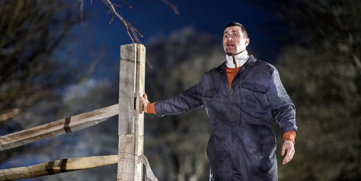 EastEnders confirms six characters in danger in deadly double car crash