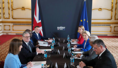 Starmer hails EU deal as critics revive Brexit battles